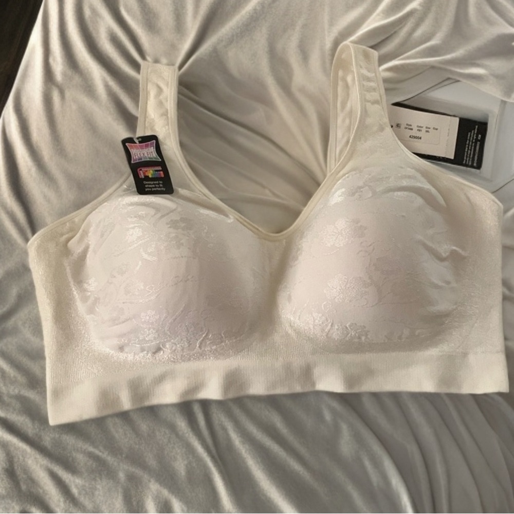 NWT, Comfort Revolution, ComfortFlex Fit, Wirefree Bra-3XL - Picture 2 of 11